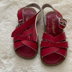 Kids Red Saltwater sandals size 9